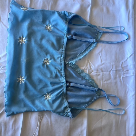 Sheer Top 🌼 - Picture 5 of 5